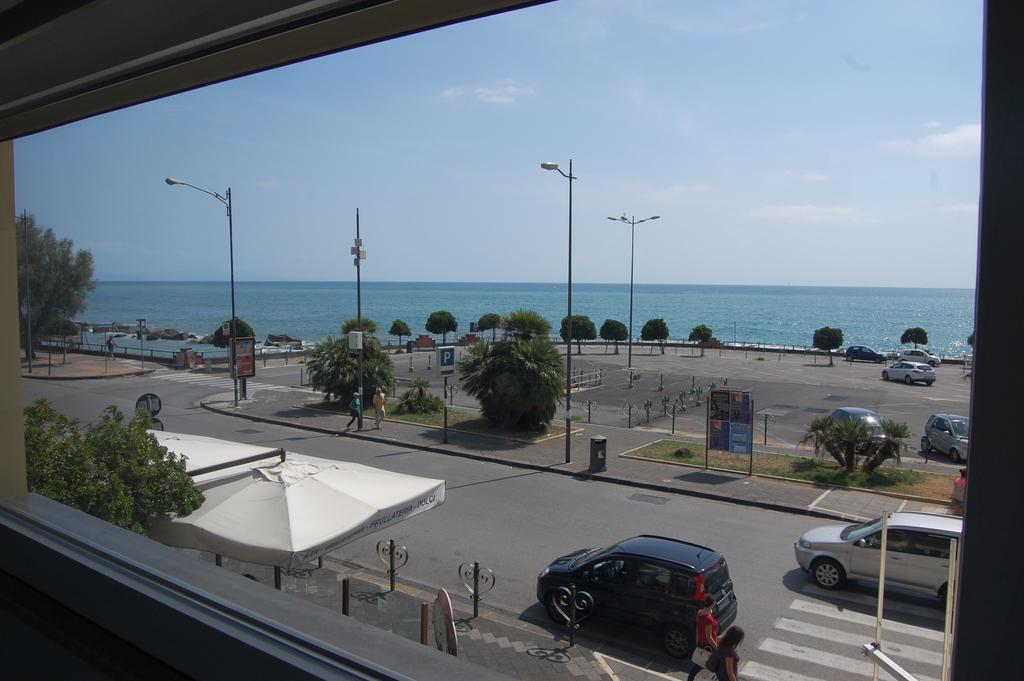 La Madegra Seasuite Salerno Oda fotoğraf