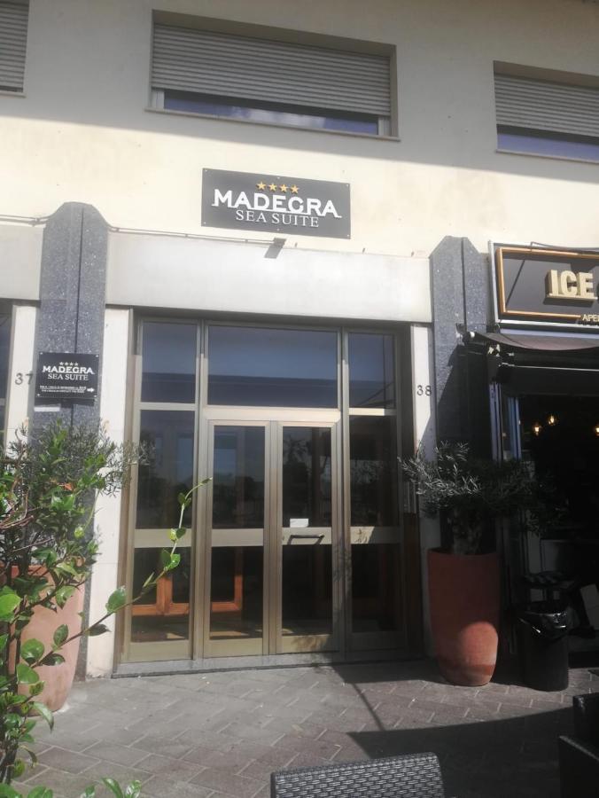 La Madegra Seasuite Salerno Dış mekan fotoğraf